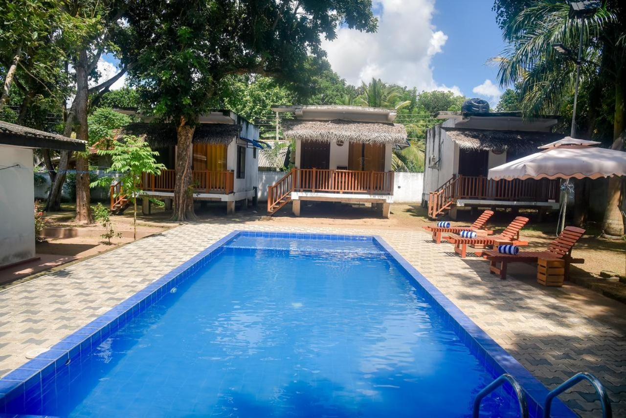 Edward'S Bungalow Тангалла Экстерьер фото